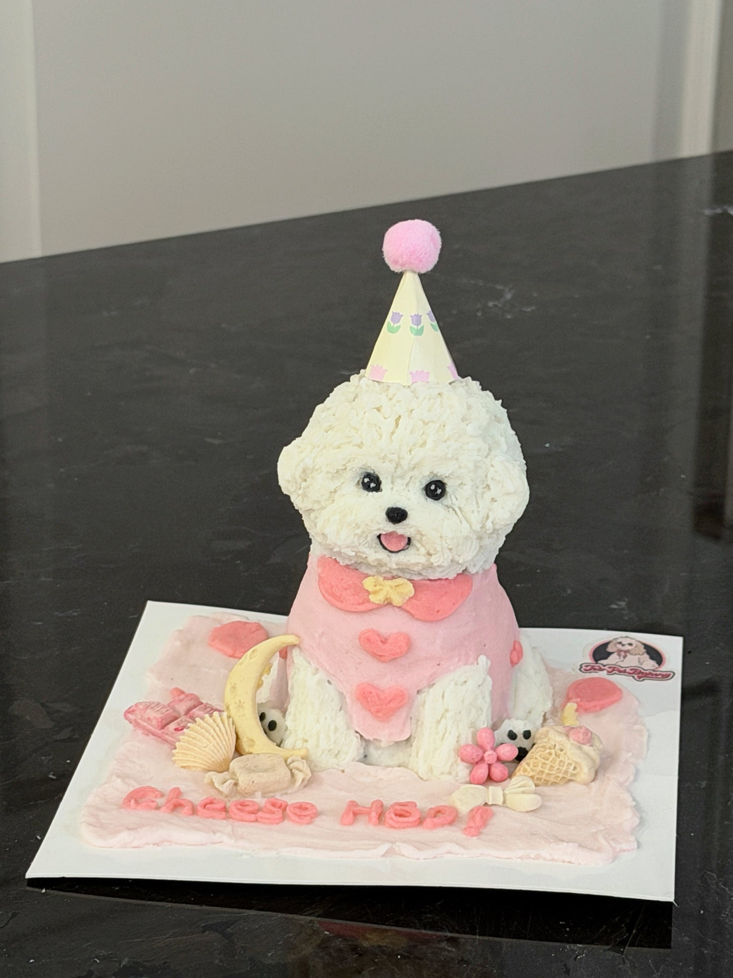 A Party Pup Cake (4-inch) (for Dogs and Cats)
