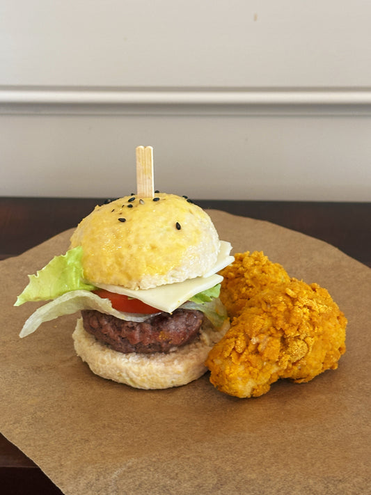 Toto Burger Bucket
